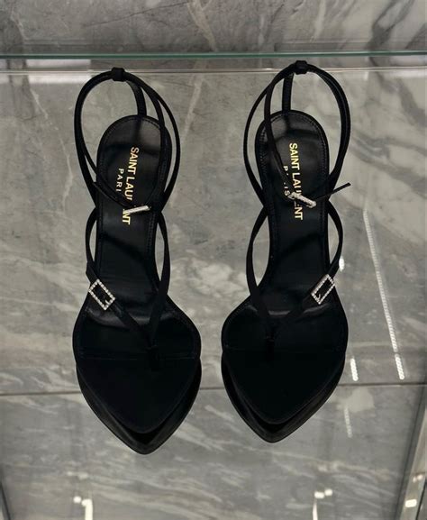 saint laurent tacchi neri